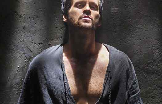 Tom Riley