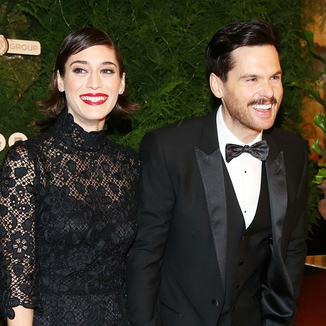 Tom Riley & Lizzy Caplan
