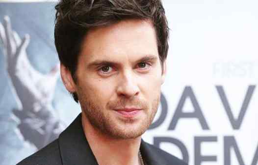 Tom Riley