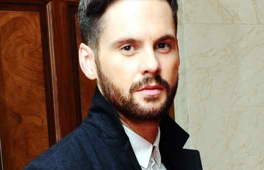 Tom Riley