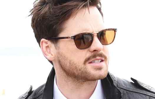 Tom Riley